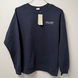 NWT WELLNESS Crewneck